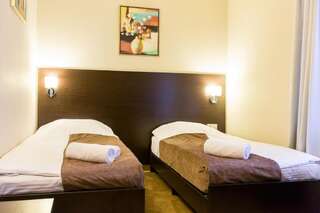 Гостиница Hotel&SPA Лафер Ренессанс 4 Сергиев Посад Бюджетный двухместный номер с 1 кроватью или 2 отдельными кроватями-16